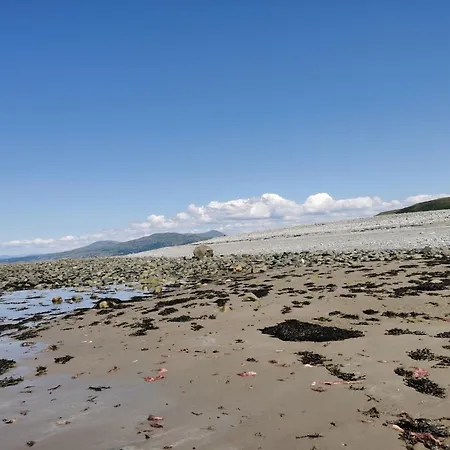 Snowdonia Holiday Sea Beach And Mountains View Llwyngwril Exterior photo
